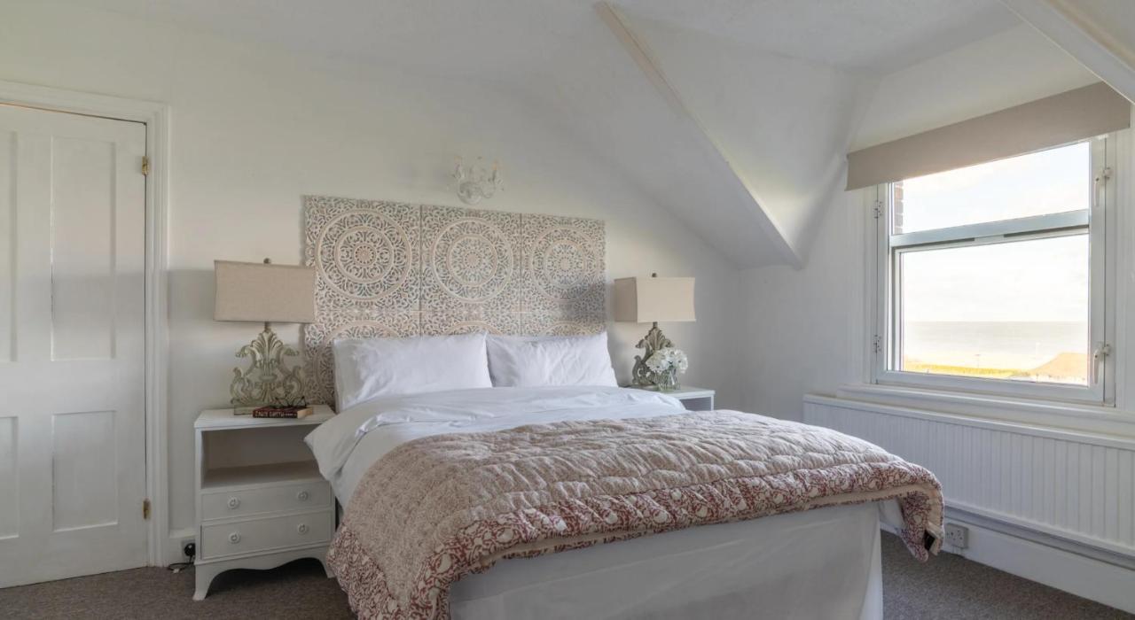 Tranquil Beachfront Beautiful 2-Bed Apartment Deal Luaran gambar